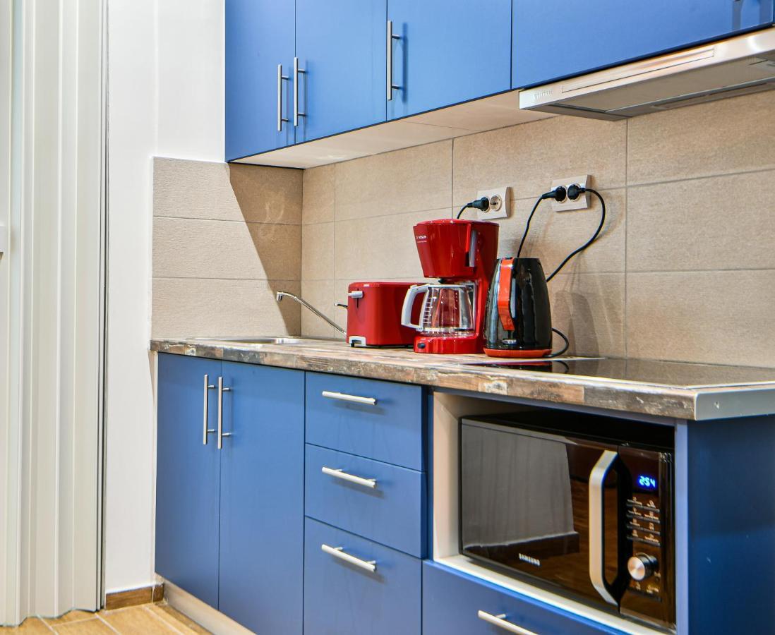 Cozy Blue Apartment By Zain Athén Kültér fotó